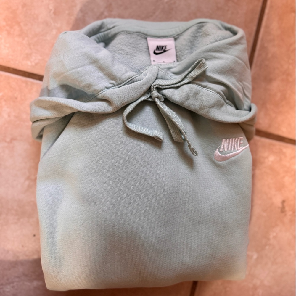MENS size small Nike hoodie
